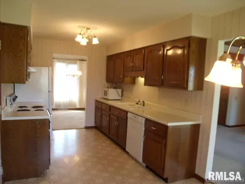 2529 Winfield, Springfield, IL 62704 photo 2