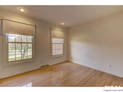 2032 W Laurel, Springfield, IL 62704 photo 22