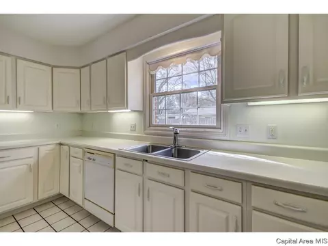 2032 W Laurel, Springfield, IL 62704 photo 16