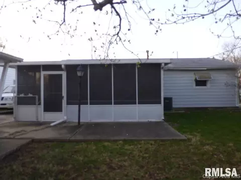 140 Archer Ave, Springfield, IL 62704 photo 17