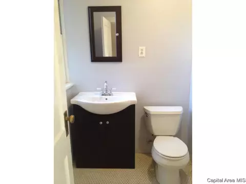 1831 S 4th St, Springfield, IL 62703 photo 3