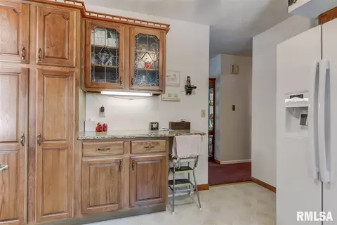 3105 Fullerton Dr, Springfield, IL 62704 photo 13