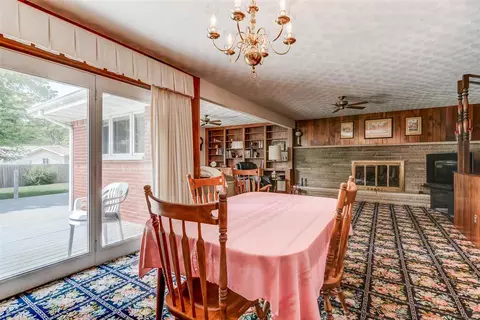 3105 Fullerton Dr, Springfield, IL 62704 photo 5
