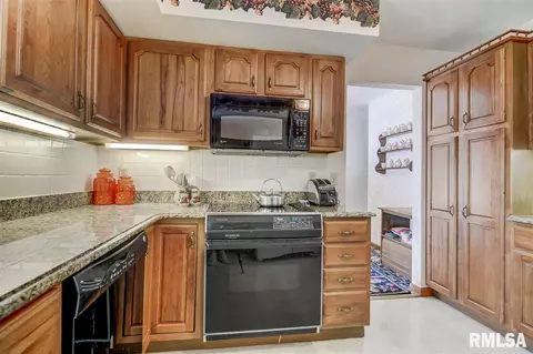 3105 Fullerton Dr, Springfield, IL 62704 photo 15