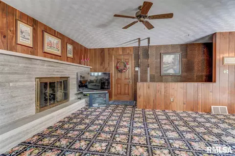 3105 Fullerton Dr, Springfield, IL 62704 photo 9