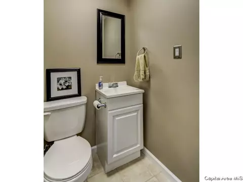 511 S State St, Chatham, IL 62629 photo 23