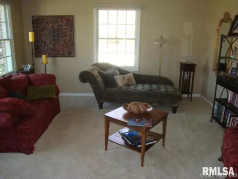 2300 Heather Ml, Springfield, IL 62704 photo 3