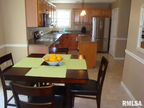 2300 Heather Ml, Springfield, IL 62704 photo 6