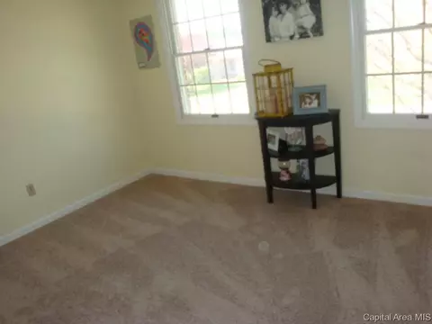 2300 Heather Ml, Springfield, IL 62704 photo 8
