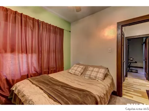 2049 N 8th St, Springfield, IL 62702 photo 10