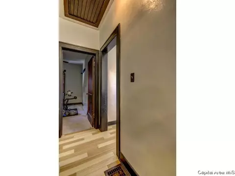 2049 N 8th St, Springfield, IL 62702 photo 22