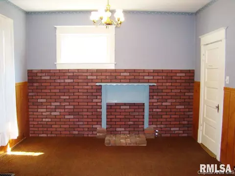 1322 N 2nd St, Springfield, IL 62702 photo 7