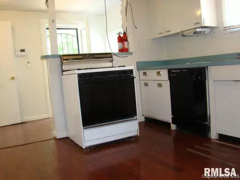 1322 N 2nd St, Springfield, IL 62702 photo 11