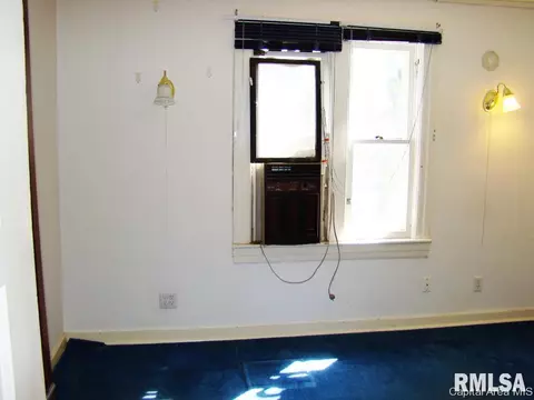 1322 N 2nd St, Springfield, IL 62702 photo 17