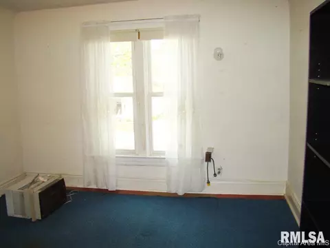 1322 N 2nd St, Springfield, IL 62702 photo 14