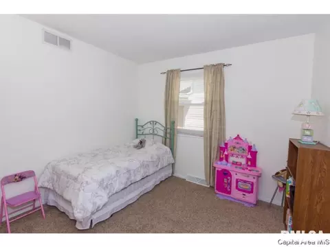 2104 Croydon Dr, Springfield, IL 62703 photo 13