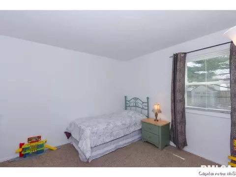 2104 Croydon Dr, Springfield, IL 62703 photo 14