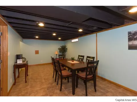 2104 Croydon Dr, Springfield, IL 62703 photo 18
