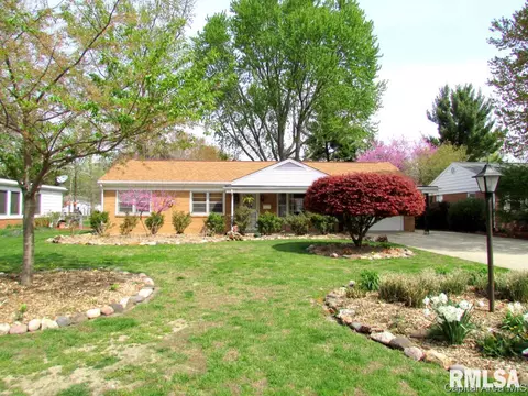 119 Circle Dr, Springfield, IL 62703 photo 1