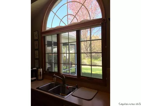 2205 Silver Mill Ct, Springfield, IL 62704 photo 10