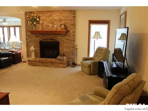 2532 Greenbriar Rd, Springfield, IL 62704 photo 6
