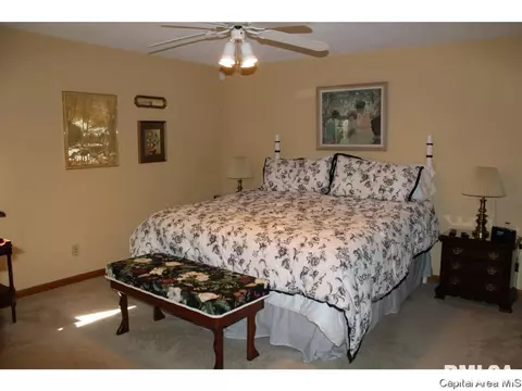 2532 Greenbriar Rd, Springfield, IL 62704 photo 17