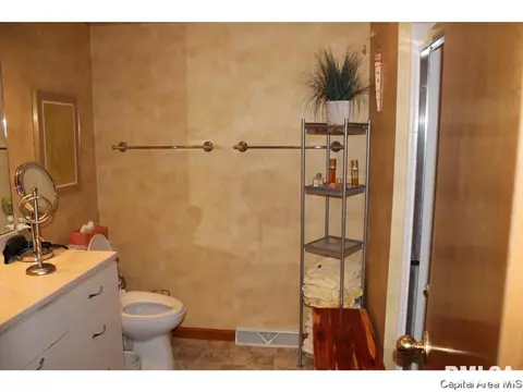 2532 Greenbriar Rd, Springfield, IL 62704 photo 19