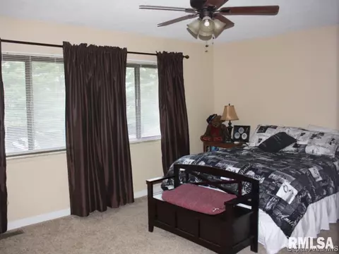 68 Trailridge Ln, Springfield, IL 62704 photo 7