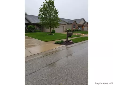 2710 Rutherford Trek, Springfield, IL 62711 photo 1