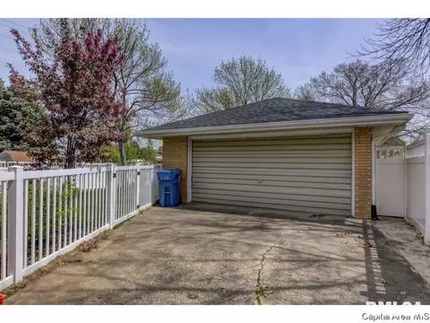 2132 N 23rd, Springfield, IL 62702 photo 33