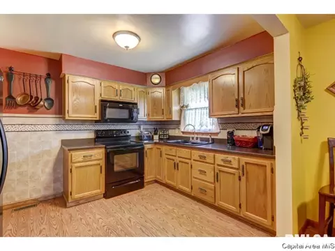 2132 N 23rd, Springfield, IL 62702 photo 16