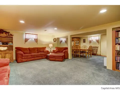 2132 N 23rd, Springfield, IL 62702 photo 7