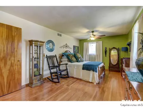 2132 N 23rd, Springfield, IL 62702 photo 20