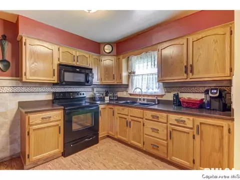 2132 N 23rd, Springfield, IL 62702 photo 14
