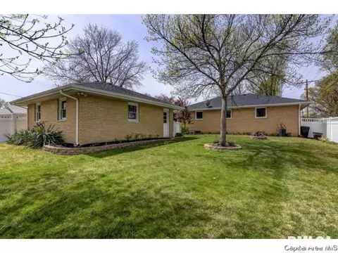 2132 N 23rd, Springfield, IL 62702 photo 32