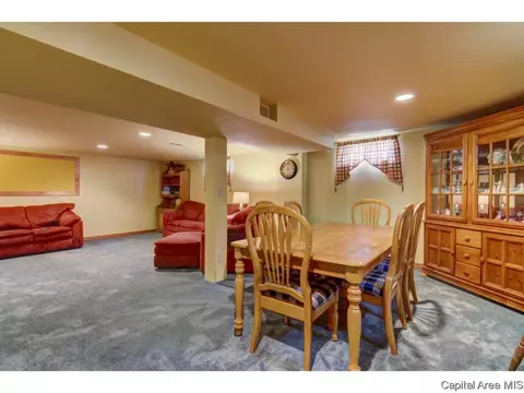 2132 N 23rd, Springfield, IL 62702 photo 29