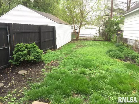2335 S 10th, Springfield, IL 62703 photo 7