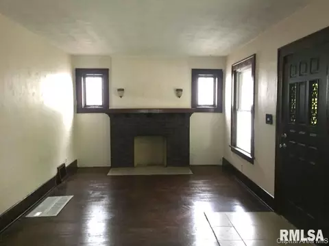 2335 S 10th, Springfield, IL 62703 photo 9