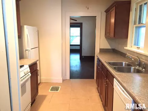 2335 S 10th, Springfield, IL 62703 photo 20