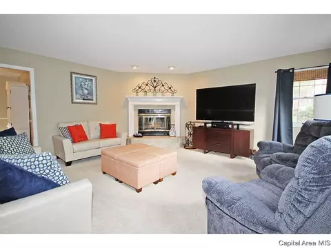 3416 Bluff Rd, Springfield, IL 62711 photo 3