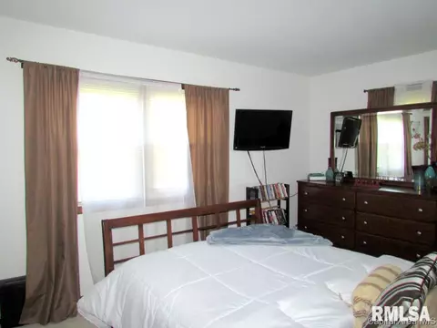 2050 Sudbury, Springfield, IL 62702 photo 11