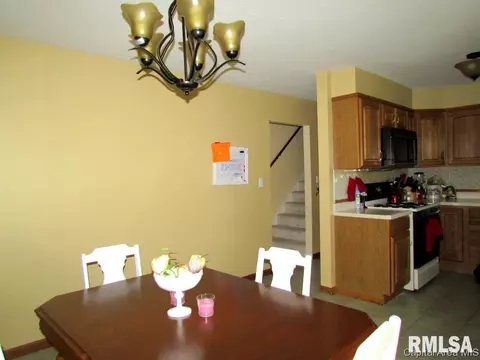 2050 Sudbury, Springfield, IL 62702 photo 7