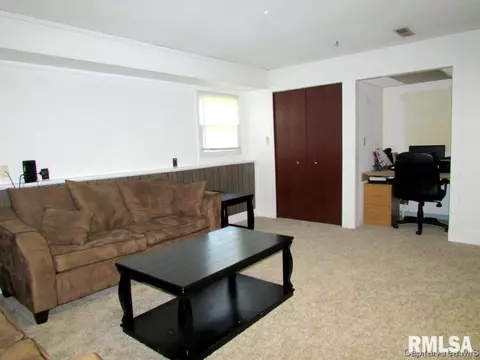 2050 Sudbury, Springfield, IL 62702 photo 15