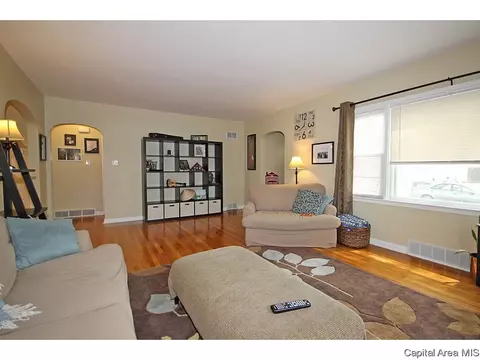 1925 Hood Street St, Springfield, IL 62703 photo 6