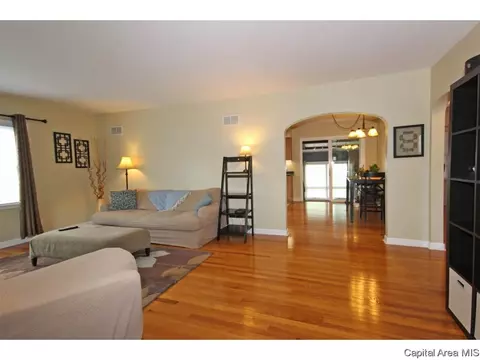 1925 Hood Street St, Springfield, IL 62703 photo 9