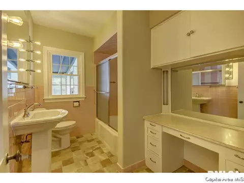 1327 W Glenn Ave, Springfield, IL 62704 photo 23