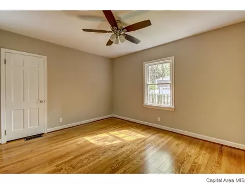 1327 W Glenn Ave, Springfield, IL 62704 photo 16