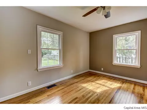 1327 W Glenn Ave, Springfield, IL 62704 photo 17