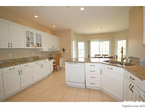 2105 W Laurel, Springfield, IL 62704 photo 12