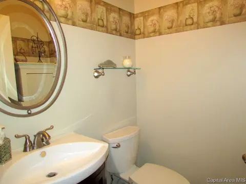 335 Bourbon, Springfield, IL 62707 photo 18